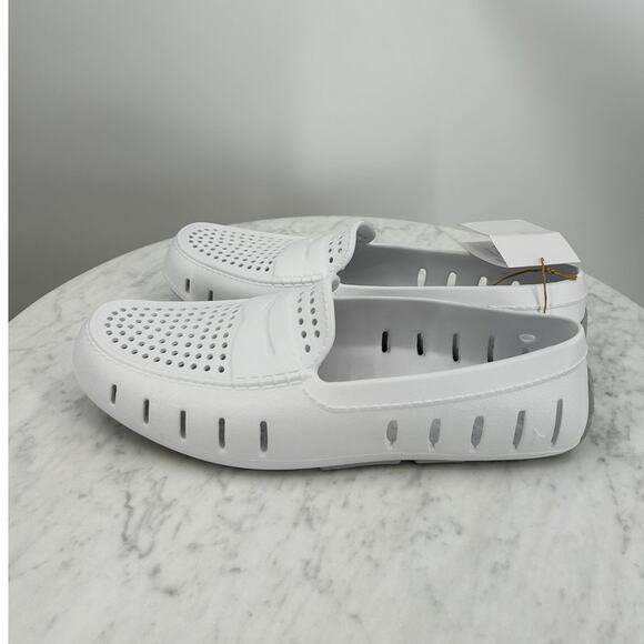 NEW Floafers Country Club 2.0 White Comfortable Beach Loafers Men’s 12 - Picture 4 of 7